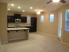 1532 N Sanders Ave in Clovis, CA - Building Photo - Building Photo