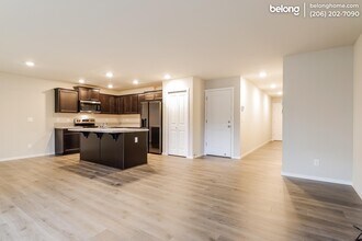 18791 108th Ave E in Puyallup, WA - Building Photo - Building Photo