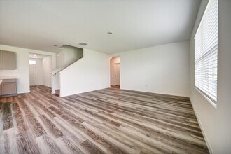 10520 Farm Hill Ave in Land O Lakes, FL - Building Photo - Building Photo