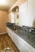 1125 Pomeroy St in Manhattan, KS - Building Photo - Building Photo