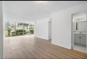2001 Atlantic Shores Blvd in Hallandale Beach, FL - Building Photo