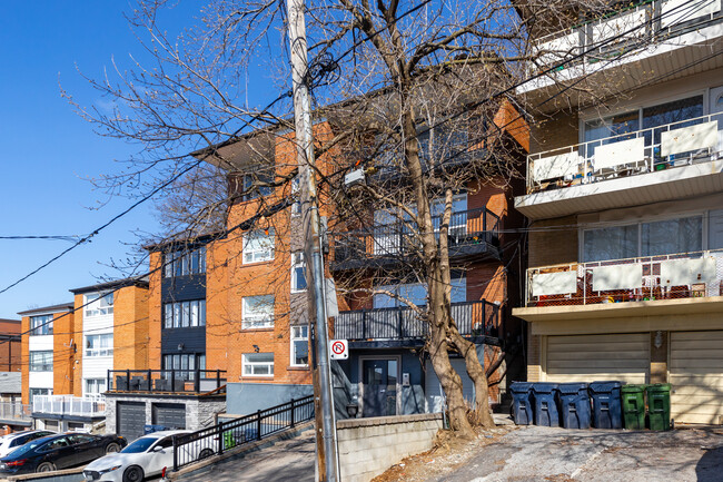 52 Cameron Av in Toronto, ON - Building Photo - Primary Photo