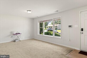 15204 Peerless Ave in Upper Marlboro, MD - Building Photo - Building Photo