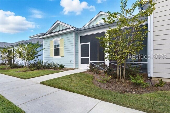 215 Tropics Ave, Unit 5 in Hardeeville, SC - Building Photo - Building Photo