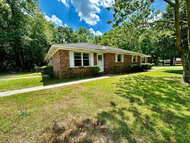 property at 2060 Hideaway Dr