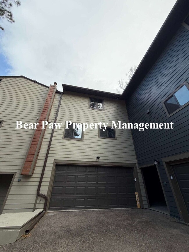 property at 4886 Silver Spruce Ln