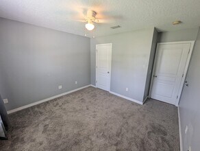 2618 Salamanca St in Navarre, FL - Building Photo - Building Photo