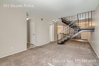 501 Sellers Pl in Henderson, NV - Building Photo - Building Photo