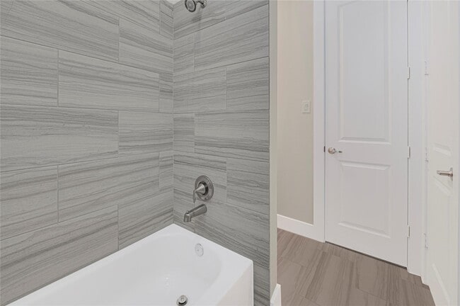 9810 Blue Sapphire Ln in Rosharon, TX - Building Photo - Building Photo