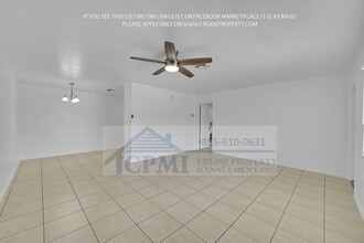 3249 Coral Hills Dr in Coral Springs, FL - Building Photo - Building Photo