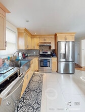 11 Rockland Pl, Unit 1 in Newton, MA - Building Photo - Building Photo