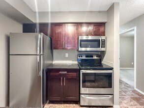 274 McConachie Dr NW in Edmonton, AB - Building Photo - Building Photo