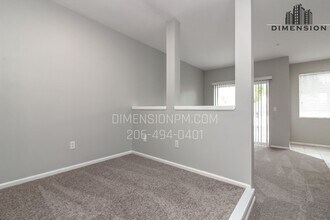 537 225th Ln NE in Sammamish, WA - Building Photo - Building Photo