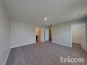 8514 Hulton Rd in Pendleton, IN - Foto de edificio - Building Photo