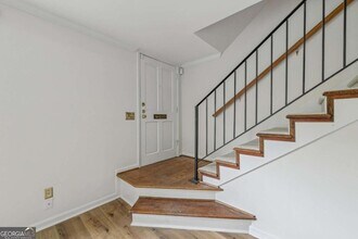 98 La Rue Pl NW in Atlanta, GA - Building Photo - Building Photo
