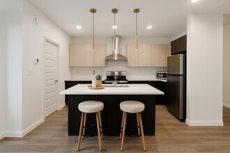 5702 Moses Lp in Laredo, TX - Building Photo - Building Photo