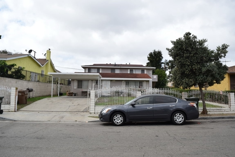 11123 Van Buren Ave in Los Angeles, CA - Building Photo