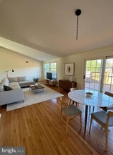 10293 Woodmont Ct in Manassas, VA - Building Photo - Building Photo