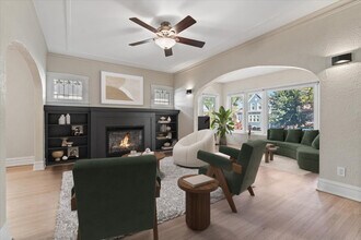 4550 N Knox Ave in Chicago, IL - Building Photo - Building Photo