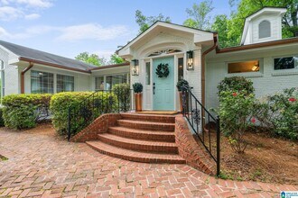 3208 N Woodridge Rd in Mountain Brook, AL - Building Photo - Building Photo