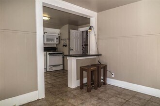 1312 Pine St in Georgetown, TX - Building Photo - Building Photo