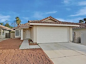 7340 Coffeyville Ave in Las Vegas, NV - Building Photo