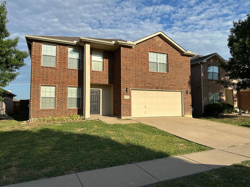 10773 Braemoor Dr in Haslet, TX - Building Photo