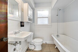 1707 Sidney St in Houston, TX - Building Photo - Building Photo