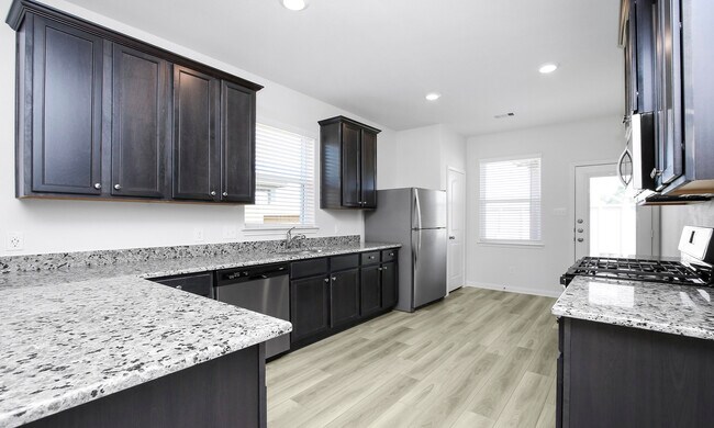 451 Lone Rider Dr in Katy, TX - Building Photo - Building Photo