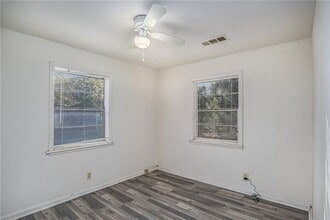 5253 Brookdale Dr in Forest Park, GA - Building Photo - Building Photo