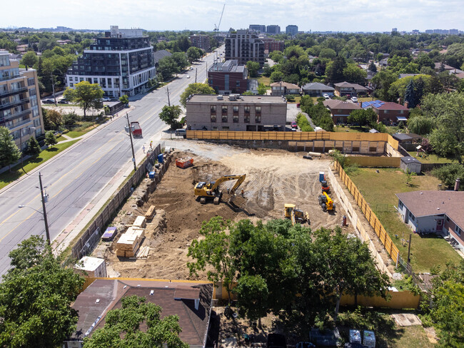 The Westmount Boutique Residences in Toronto, ON - Building Photo - Building Photo