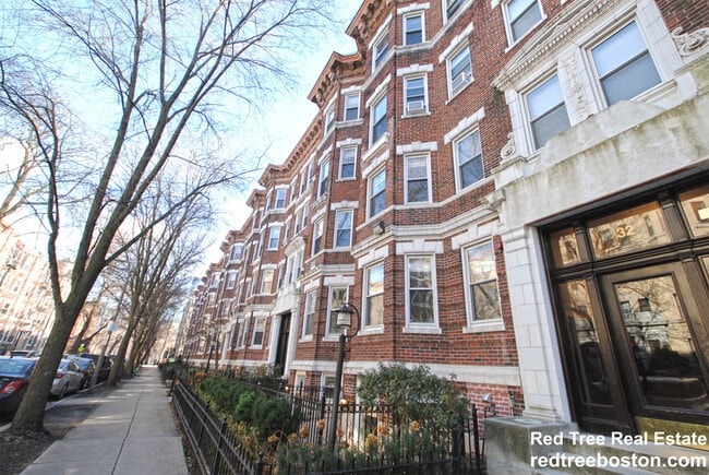 property at 32 Queensberry St