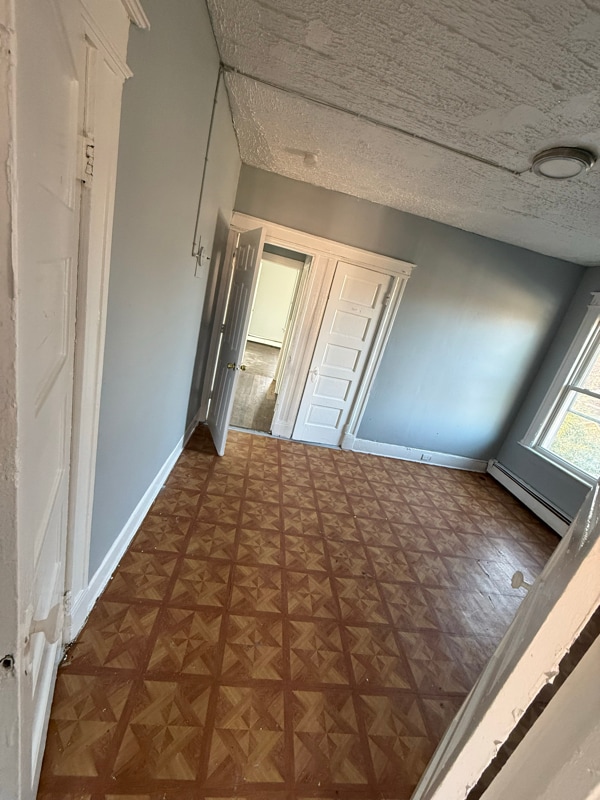 10 Erwin Pl, Unit 3 floor in New Britain, CT - Building Photo - Building Photo