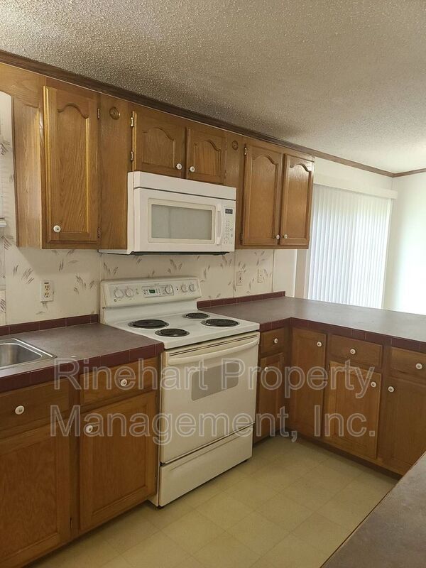 2321 Cyrus Dr in Clover, SC - Building Photo - Building Photo