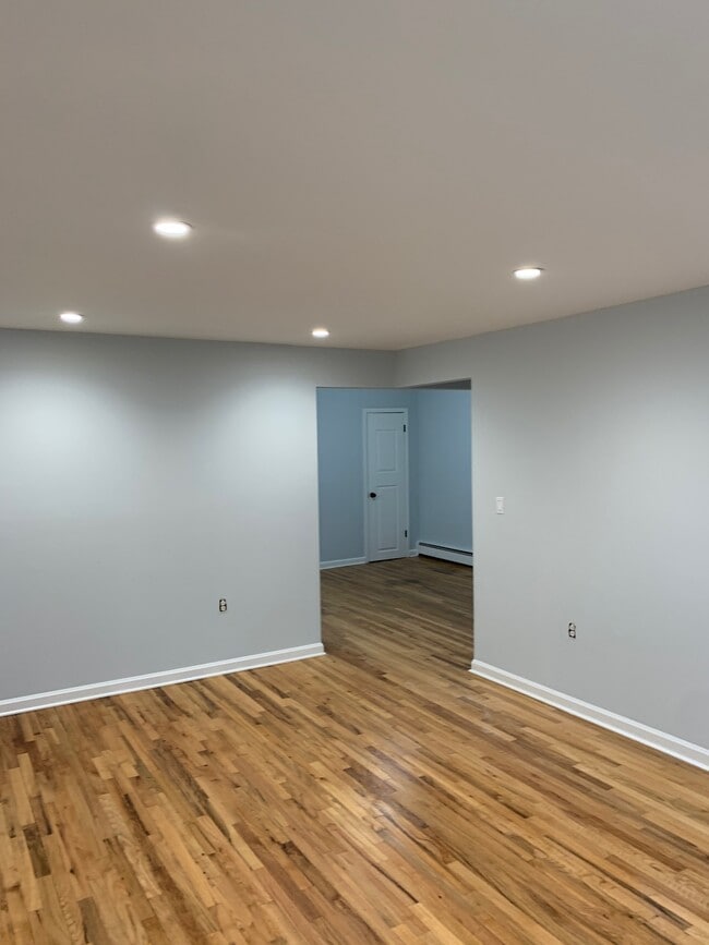 229 E 237th St, Unit 2nd floor