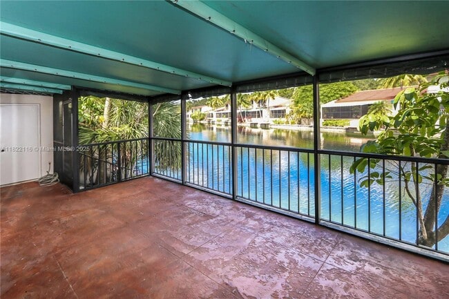 8299 Balgowan Rd in Miami Lakes, FL - Building Photo - Building Photo