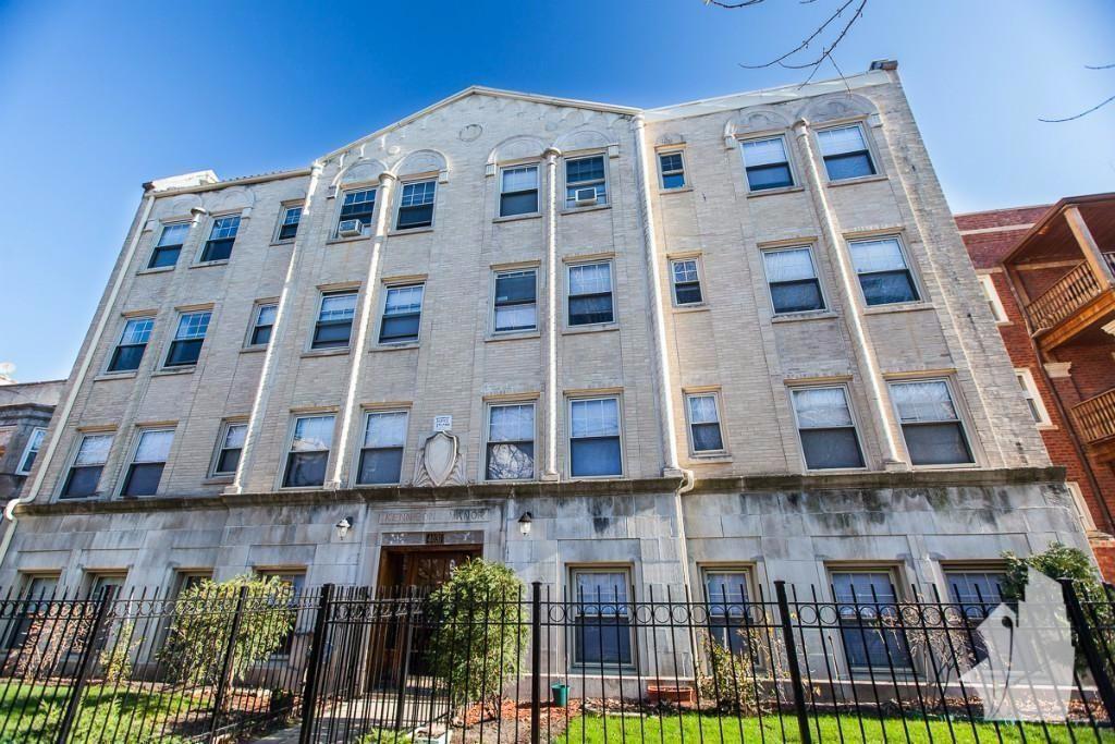 4031 N Kenmore Ave in Chicago, IL - Building Photo
