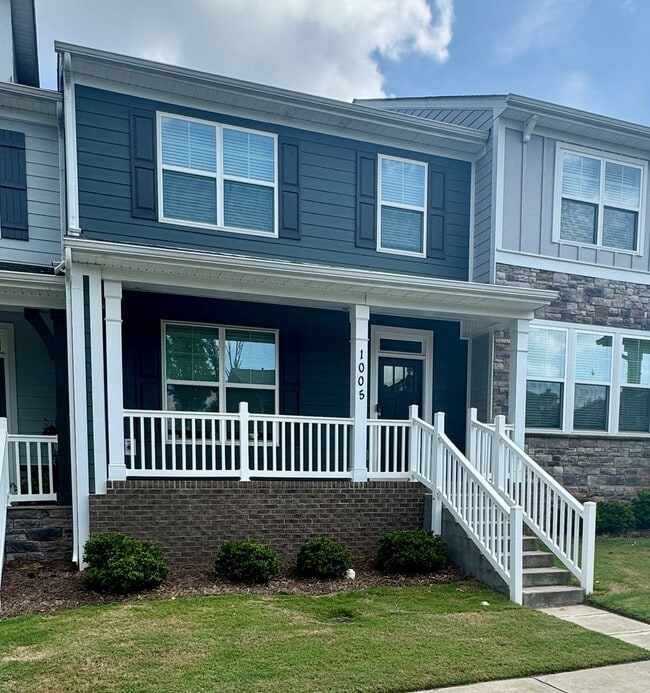 property at 1005 Township Pkwy