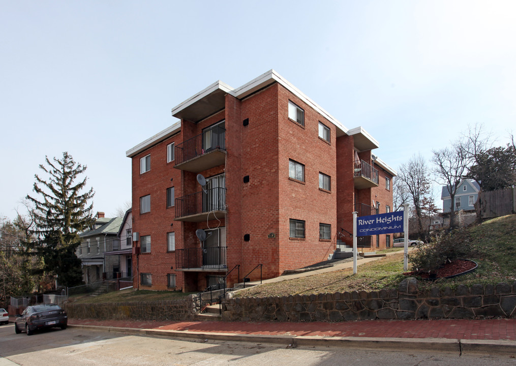 River Heights Condominium in Washington, DC - Building Photo