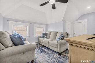 277 Maplewood Ave in Bridgeport, CT - Building Photo - Building Photo