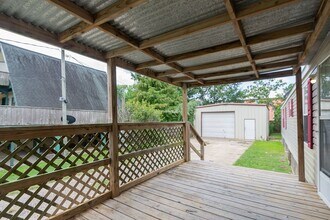 230 3rd St in San Leon, TX - Building Photo - Building Photo