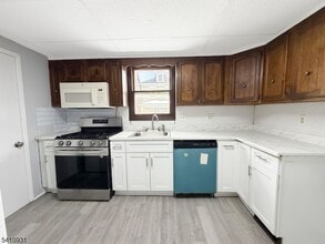 65 Davis St in Phillipsburg, NJ - Building Photo - Building Photo