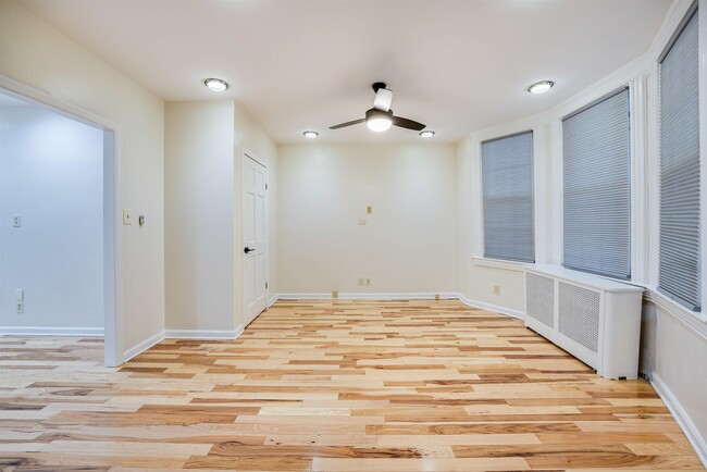 100 W 17th St in Bayonne, NJ - Building Photo - Building Photo