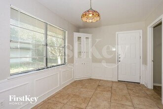 4026 Cedar Creek Dr in Garland, TX - Foto de edificio - Building Photo