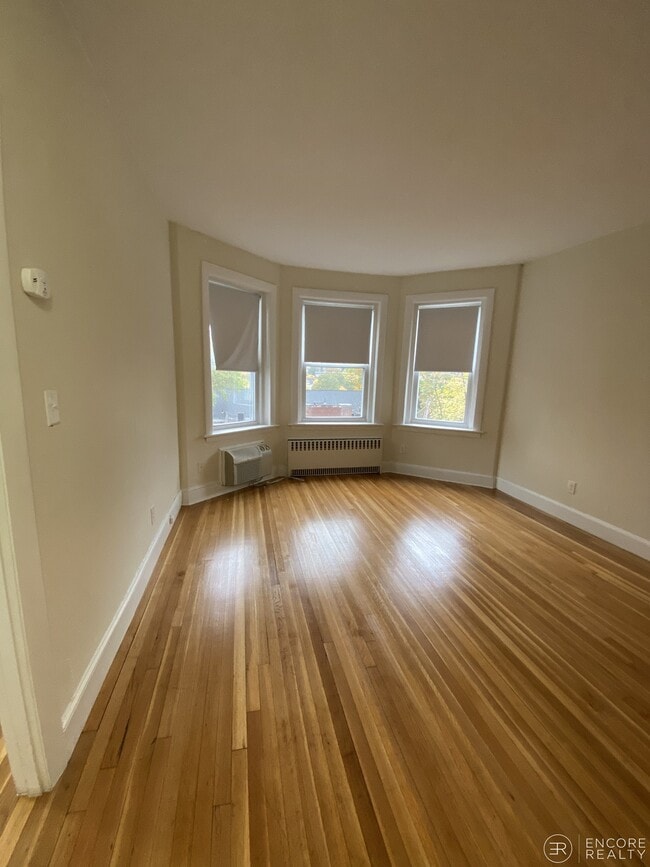 property at 33 Lancaster Terrace