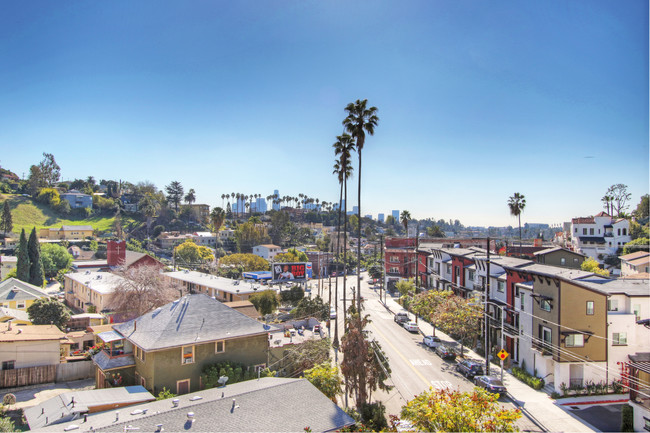 EC1 - 1650 Echo Park Apartments in Los Angeles, CA - Building Photo - Building Photo