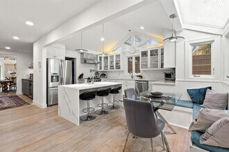 1703 Meadowbrook Dr in Austin, TX - Building Photo - Building Photo