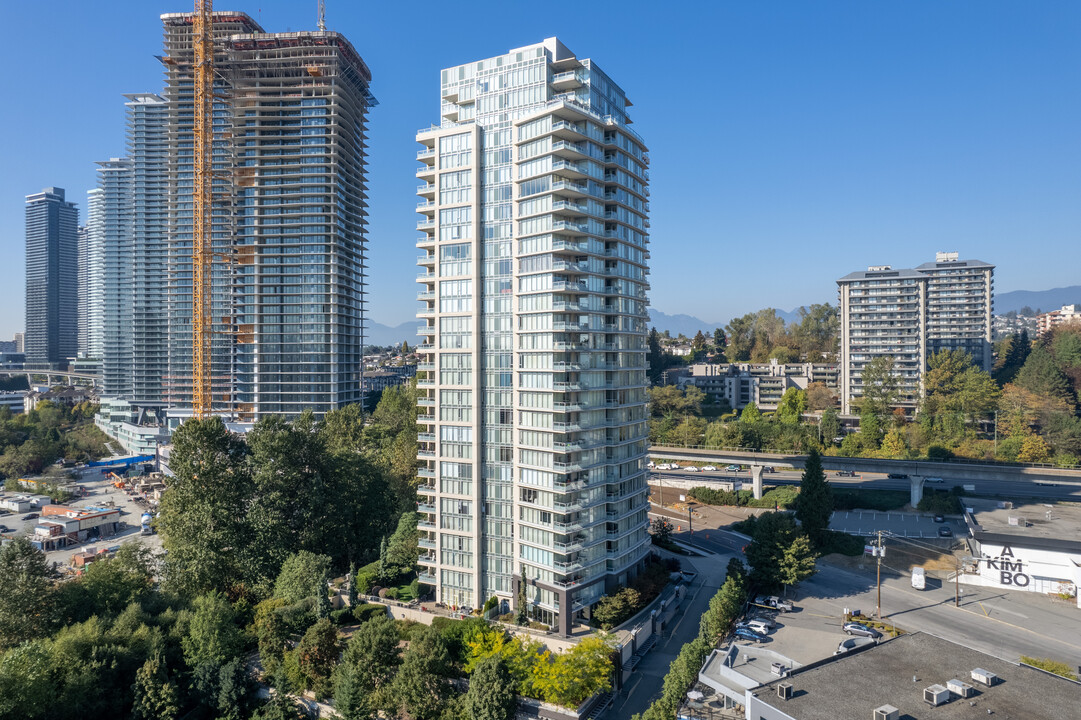 Perspectives in Burnaby, BC - Building Photo