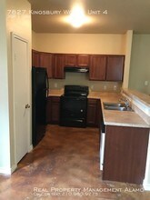 7827 Kingsbury Wood-Unit -Unit 4 in San Antonio, TX - Building Photo - Building Photo