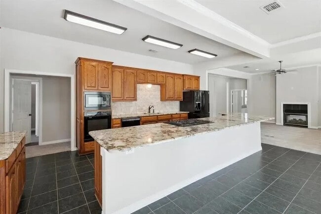 6116 Country Hills Ct in Fort Worth, TX - Building Photo - Building Photo